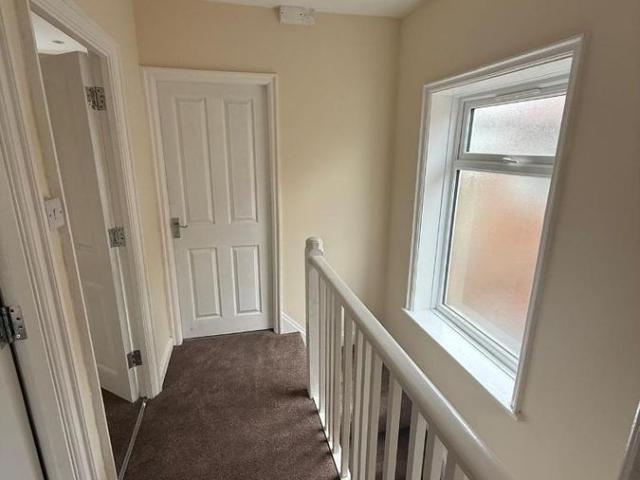 House for rent in Kingsbury, Greater London