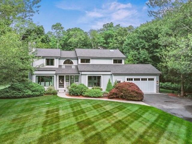 House for sale in Seekonk