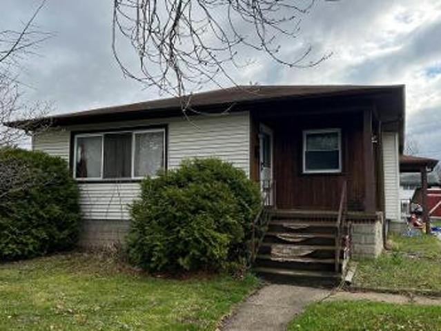 House for sale in Bay City, Michigan