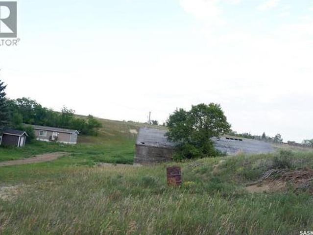 House for sale in Old Post, Saskatchewan