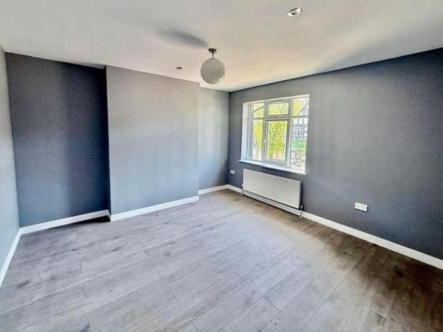 Room for rent in Lane, Greater London