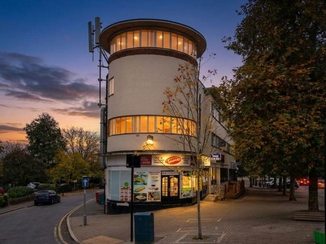 Apartment for rent in Lane, Greater London