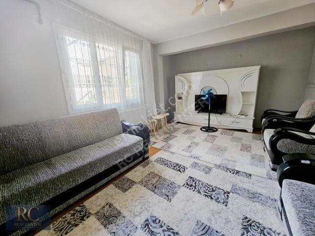 Buca, İzmir içerisinde kiralık mülk