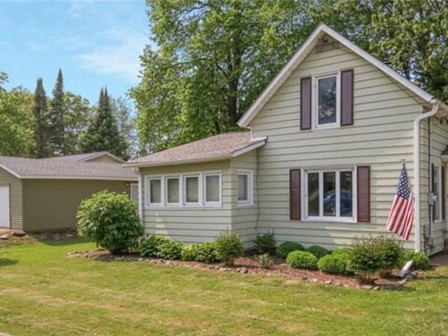 House for sale in Holcombe, Wisconsin