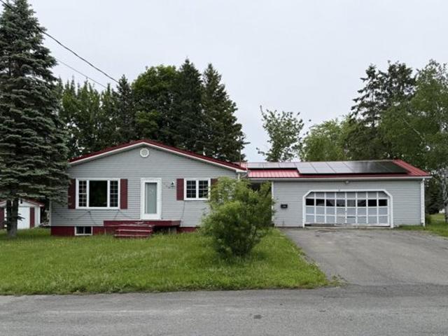 House for sale in Maine