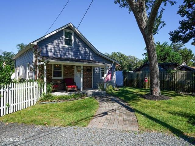 House for sale in Monmouth, New Jersey