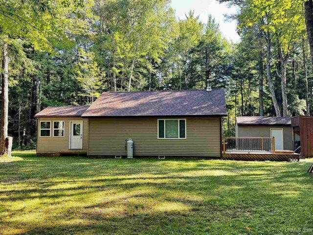 House for sale in Rapid River, Michigan