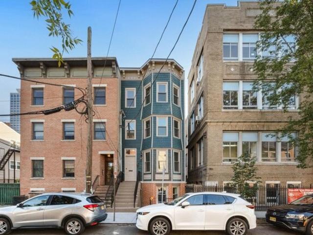 Condo for sale in Jersey City, New Jersey