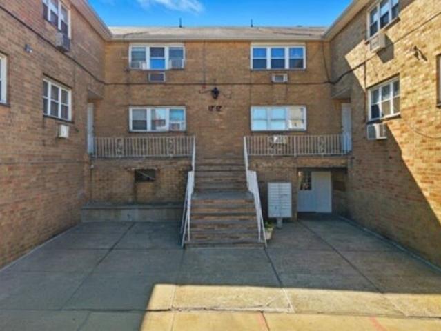 Condo for sale in Hudson, New Jersey