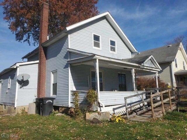 House for sale in Elyria, Ohio