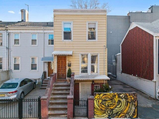 House for sale in Hamilton Park, Jersey City