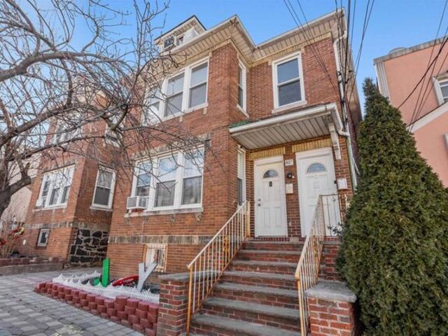 House for sale in North Bergen, New Jersey