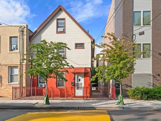 House for sale in Hudson, New Jersey
