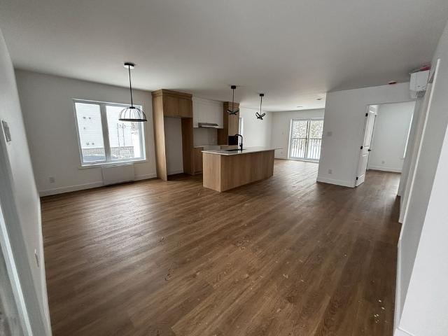 Apartment for rent in Le Haut-saint-françois, Quebec