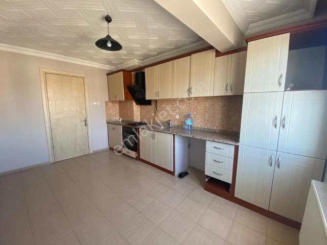 Akhisar, Manisa içerisinde kiralık mülk