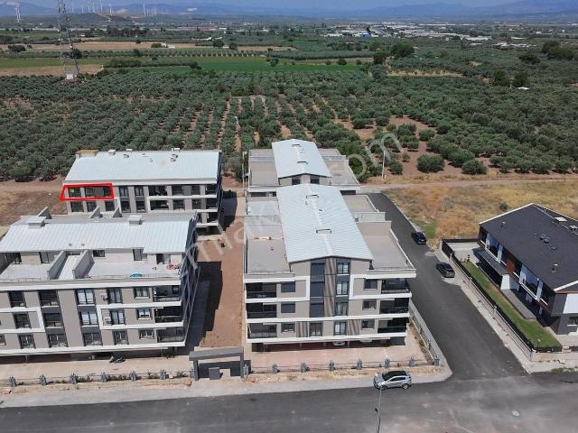 Akhisar, Manisa içerisinde satılık mülk