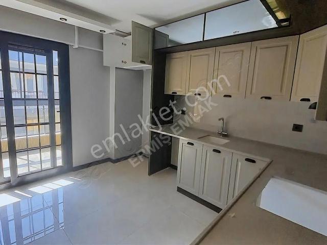 Akhisar, Manisa içerisinde kiralık mülk