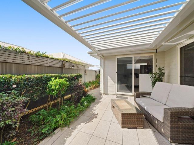 House for sale in Lake Cathie, New South Wales