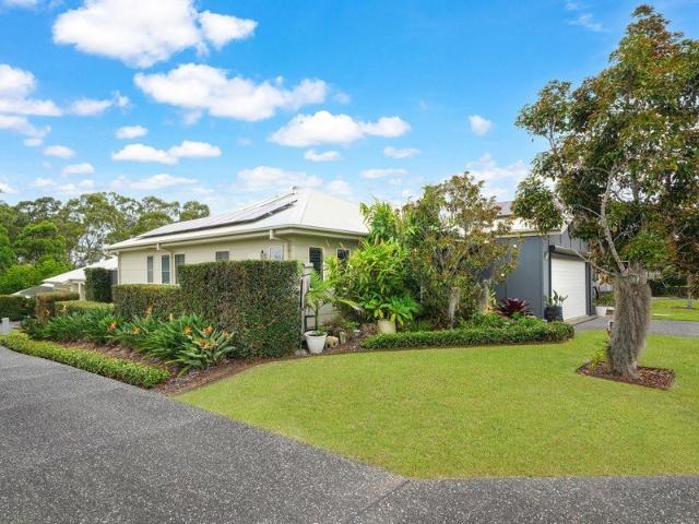 House for sale in Lake Cathie, New South Wales