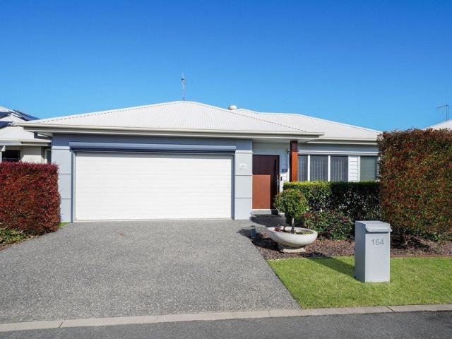House for sale in Lake Cathie, New South Wales