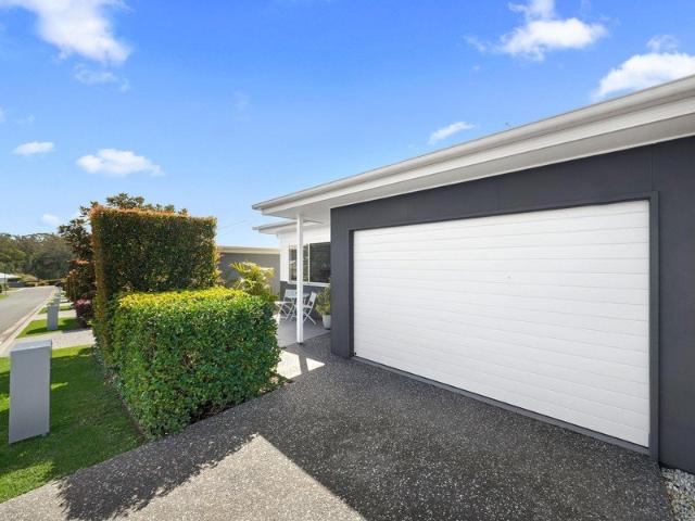 House for sale in Lake Cathie, New South Wales