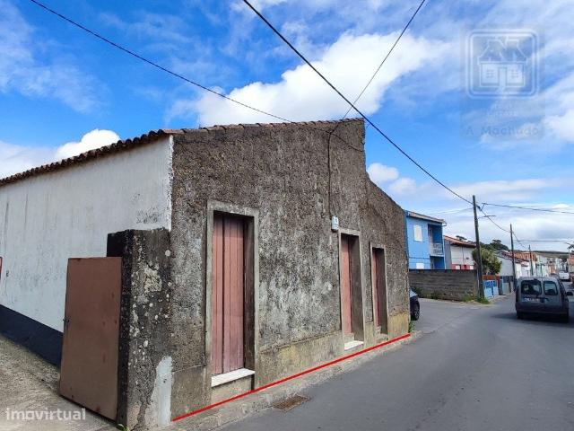 Ponto Comercial alugar em Arrifes, Arrifes