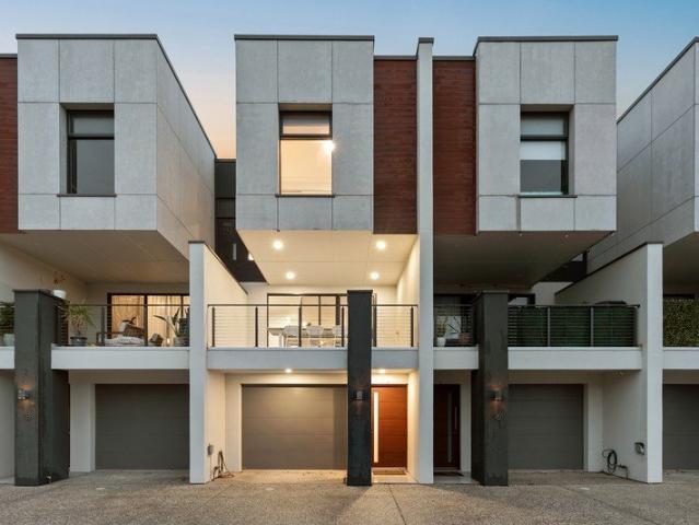Townhouse for sale in Horseshoe Creek, South Australia