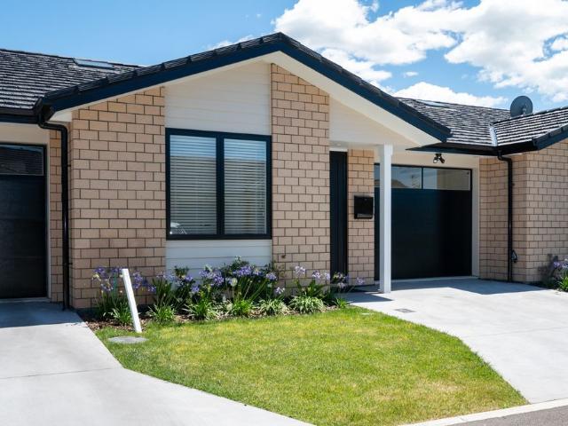 Apartment for rent in Clive, Hastings District