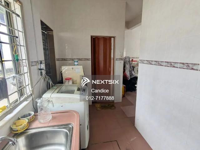 Shop for sale in Petaling, Alam Impian
