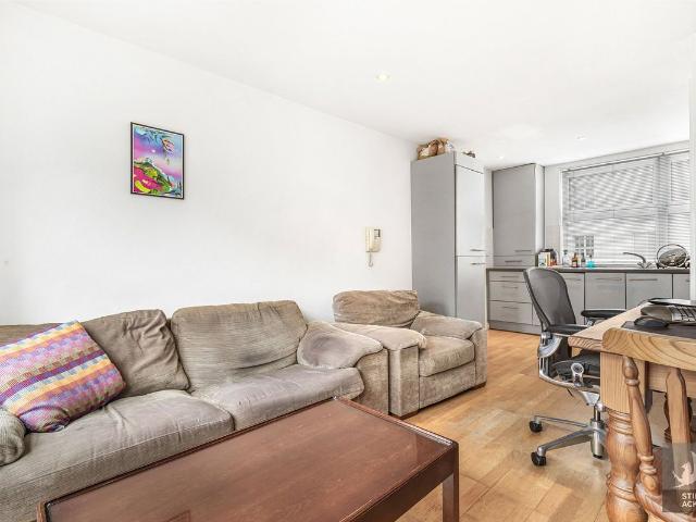Apartment for rent in London Borough of Hackney, Greater London