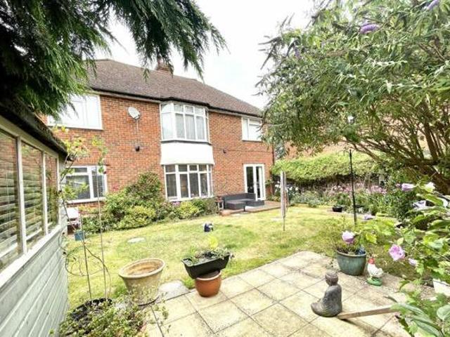 House for sale in Farnborough, Hampshire