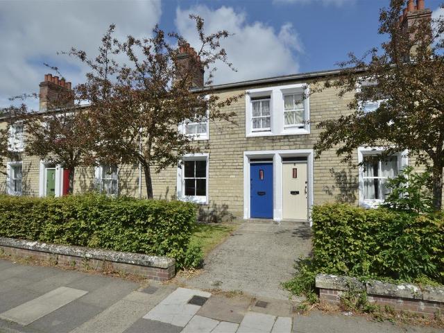 Studio for rent in Rodbourne, Swindon