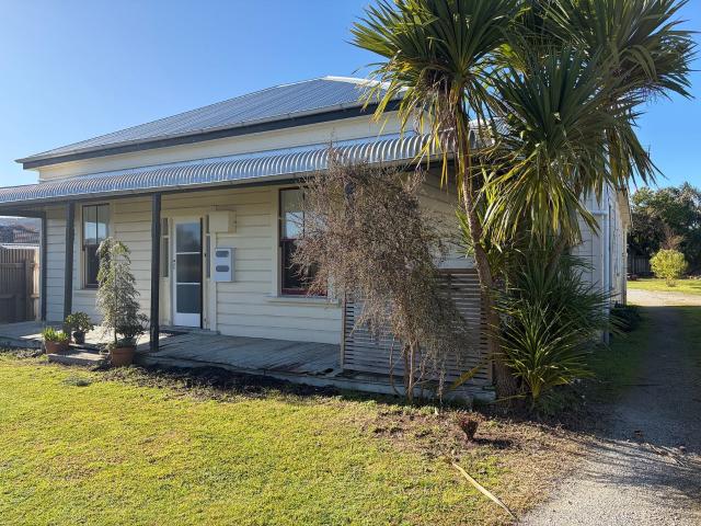 House for rent in East Coast