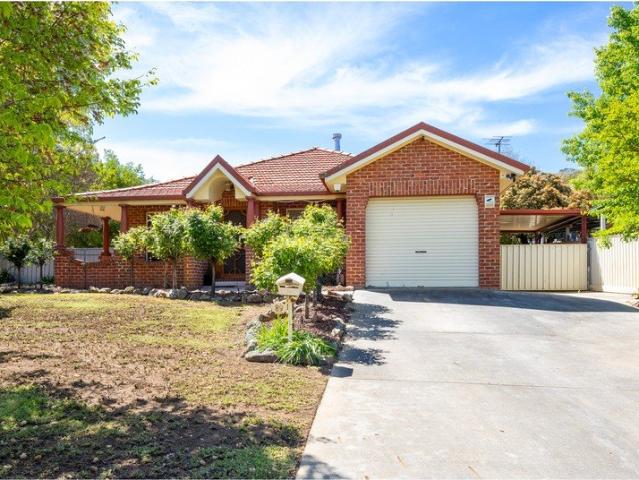 House for sale in Glenroy, Albury