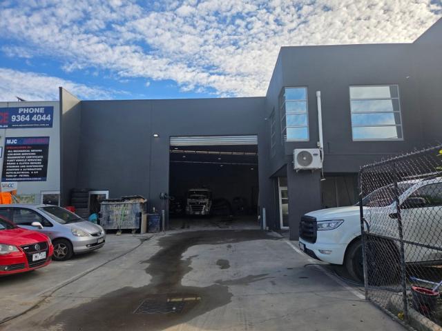 Warehouse for rent in Camerons Creek, Victoria
