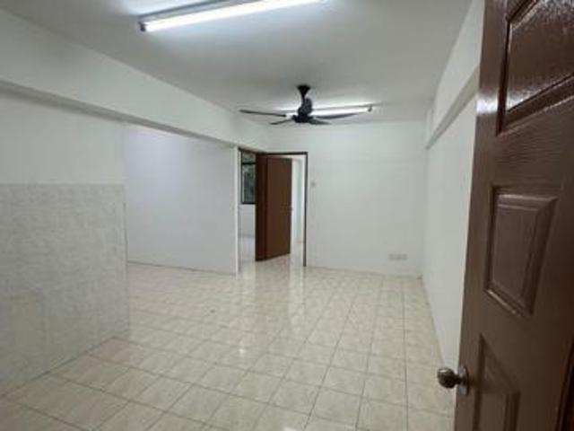 Condominium for sale in Mukim 13, Georgetown