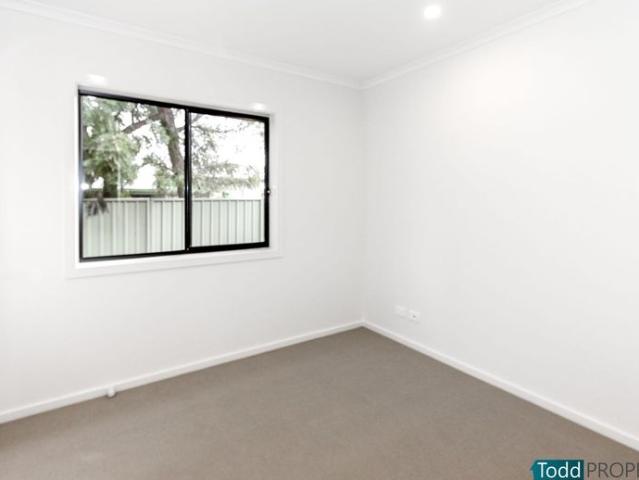 Townhouse for rent in Heathcote, Victoria