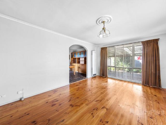 House for rent in St Albans South, Melbourne