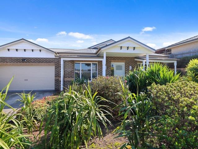 House for sale in Drouin Springs, Drouin