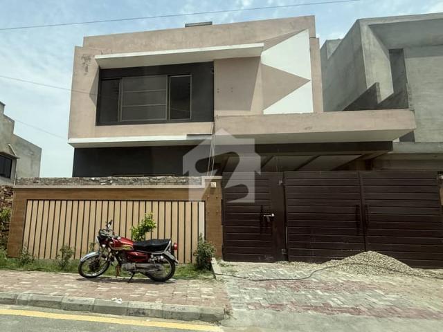 House for sale in Gujrat, Islamabad Capital Territory