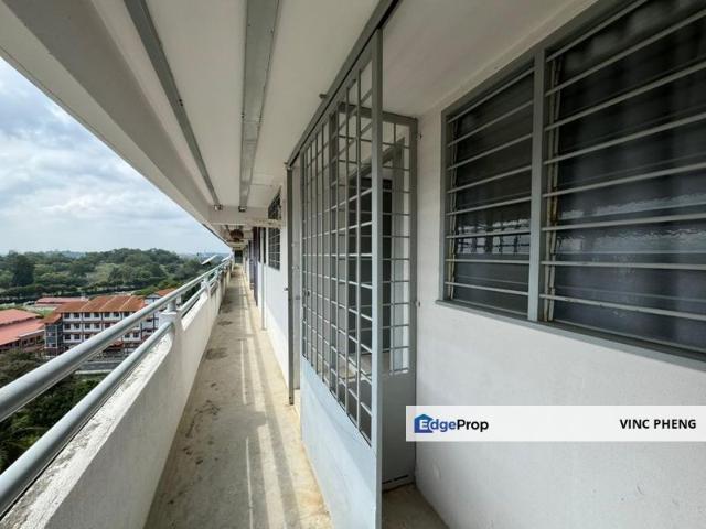 Condominium for rent in Malaka