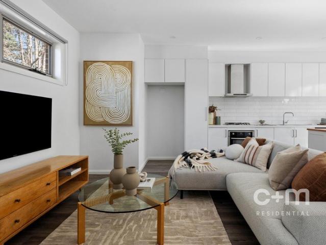 Townhouse for sale in Glenroy, Melbourne