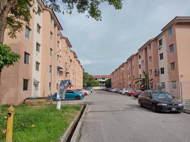 Flat for sale in Wellesley, Penang