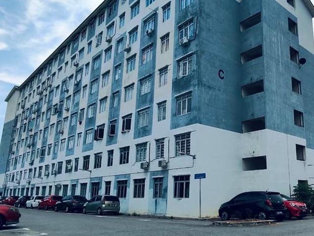 Apartment for sale in Malaka