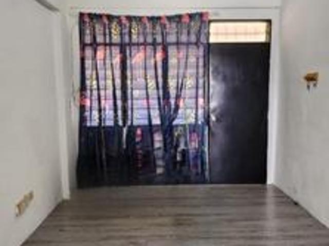 Apartment for sale in Petaling, Damansara Damai