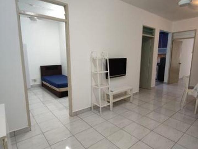 Apartment for sale in Petaling Jaya, Petaling