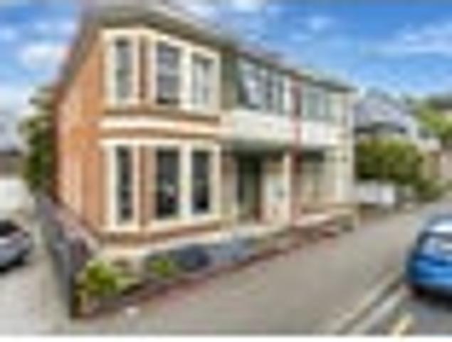 House for sale in Otakou