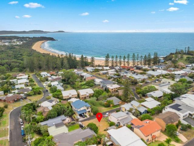 Land for sale in Black Head, New South Wales