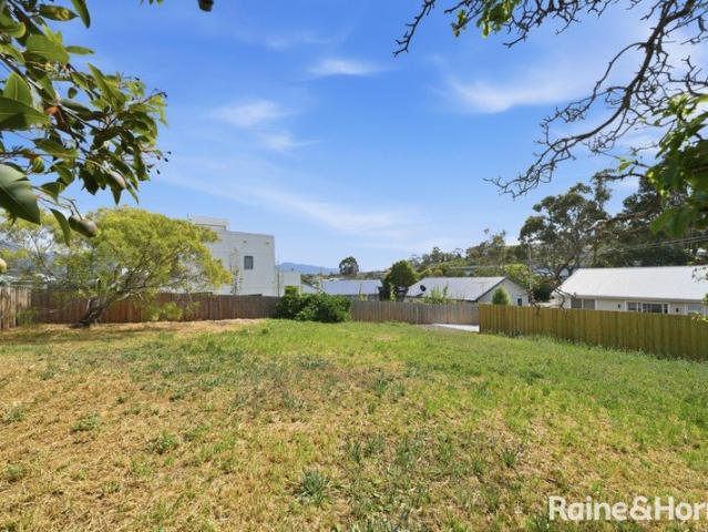 Land for sale in Montagu Bay, Hobart