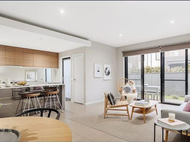 Townhouse for rent in Camerons Creek, Victoria